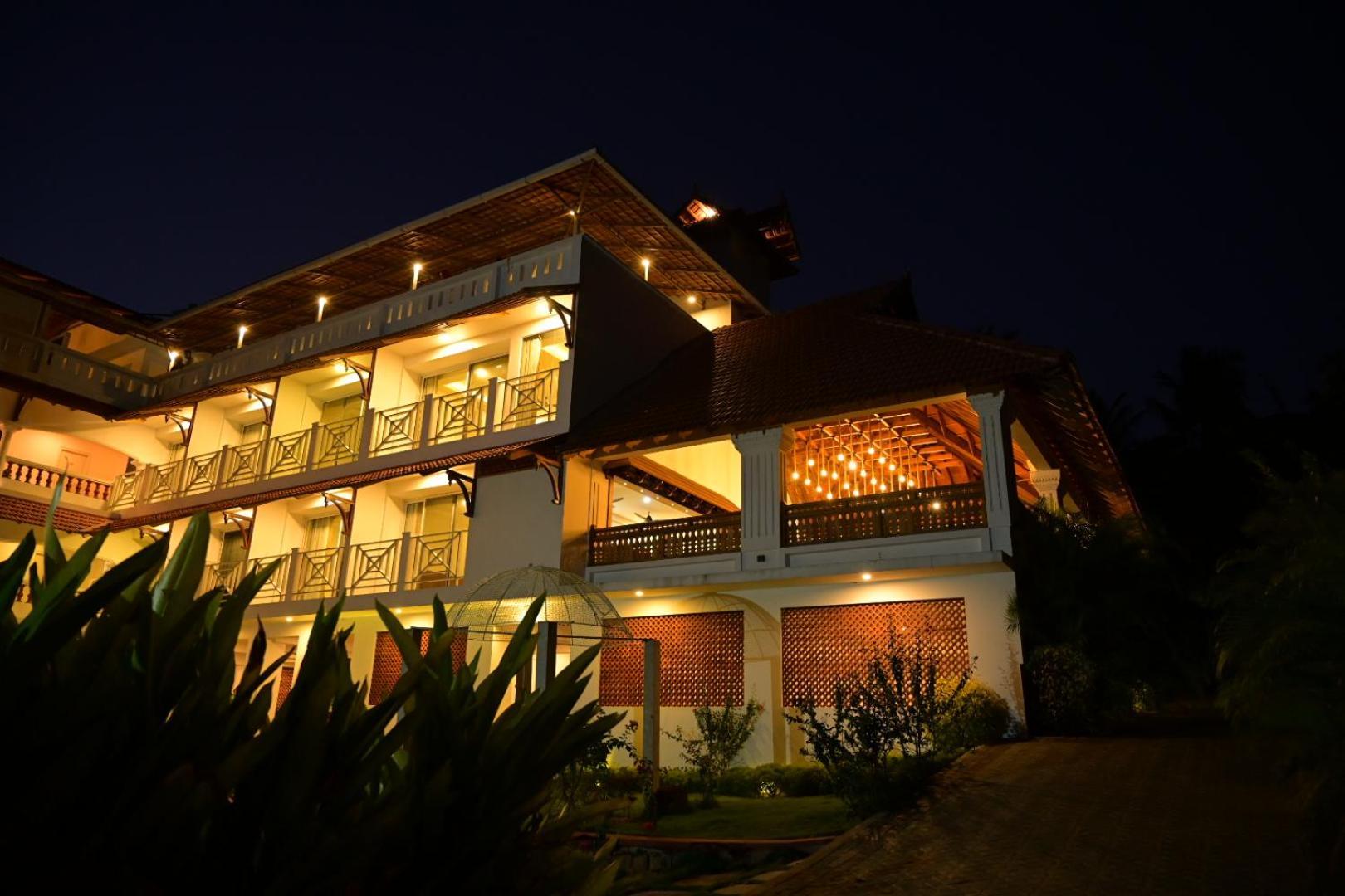 Aadisaktthi Leisure Resort, Kovalam Thiruvananthapuram Bagian luar foto