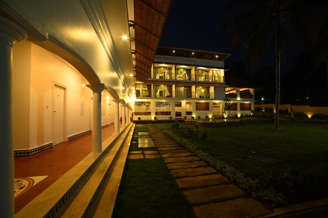 Aadisaktthi Leisure Resort, Kovalam Thiruvananthapuram Bagian luar foto